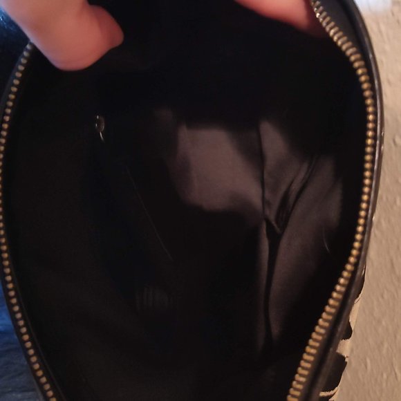 COACH Ashley Signature Hippie Sateen Shoulder Bag in Black & Pale Gold F20111 - Picture 7 of 8